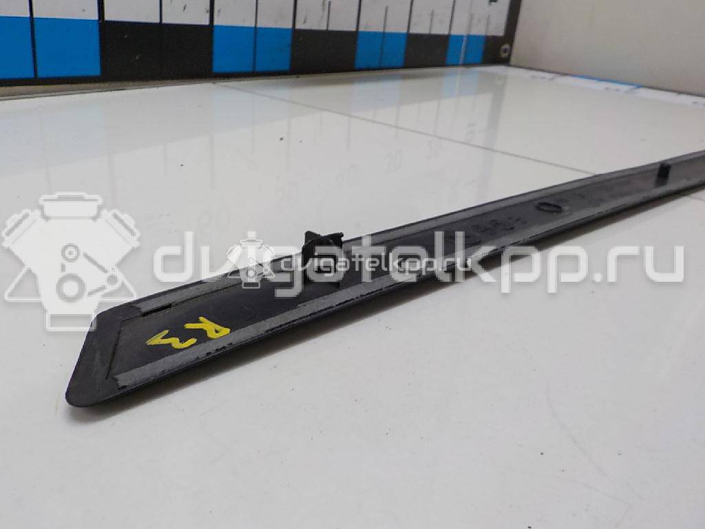 Фото Молдинг задней правой двери  1220959 для Ford Fiesta / Fusion Ju {forloop.counter}}