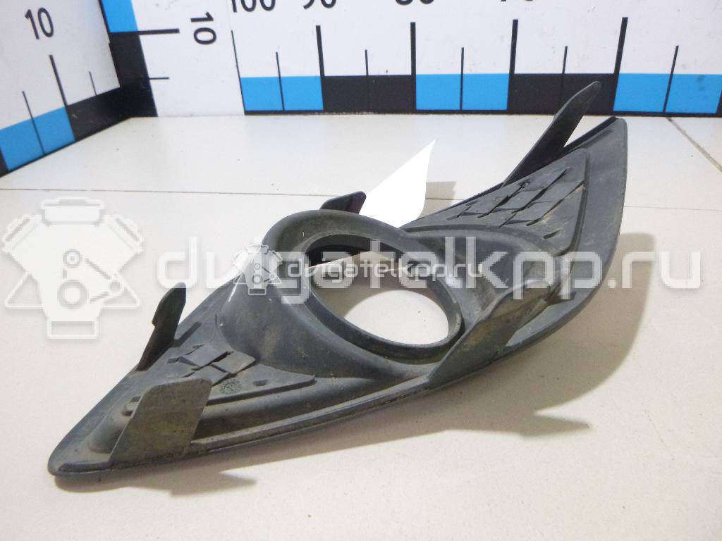 Фото Рамка противотуманной фары правой  1375900 для Ford Fiesta {forloop.counter}}