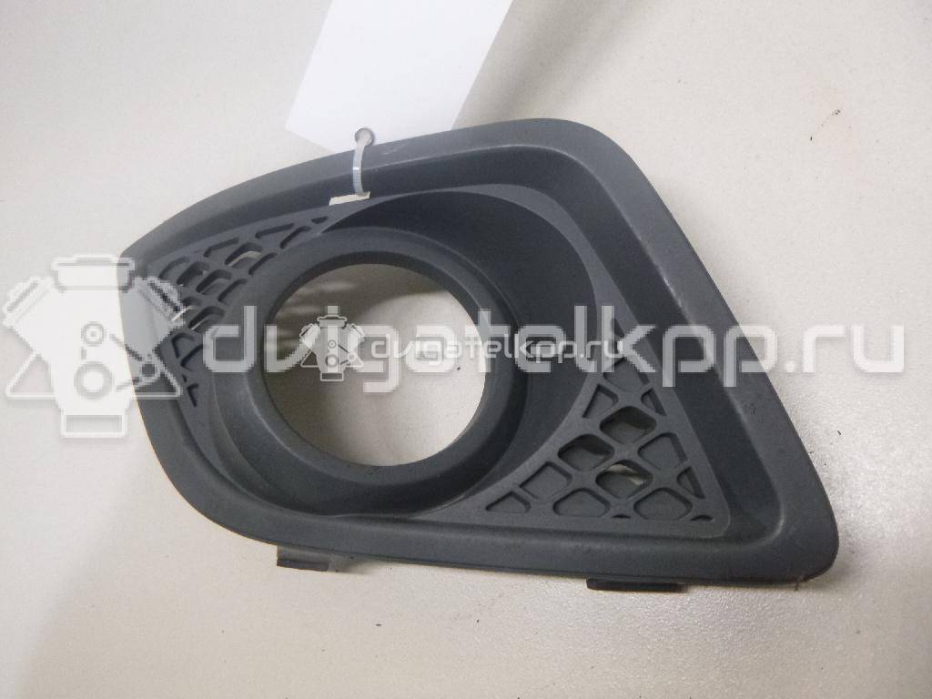 Фото Рамка противотуманной фары правой  1375900 для Ford Fiesta {forloop.counter}}