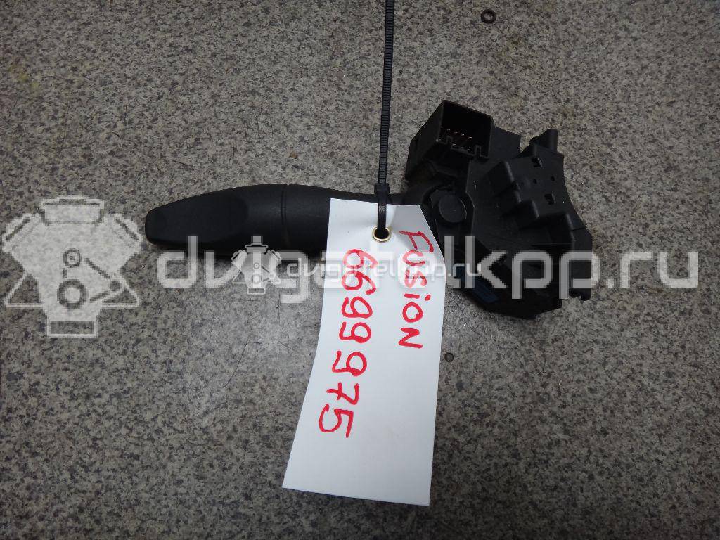 Фото Переключатель поворотов подрулевой  1s7t13335ae для Ford Fiesta / Mondeo / Fusion Ju {forloop.counter}}