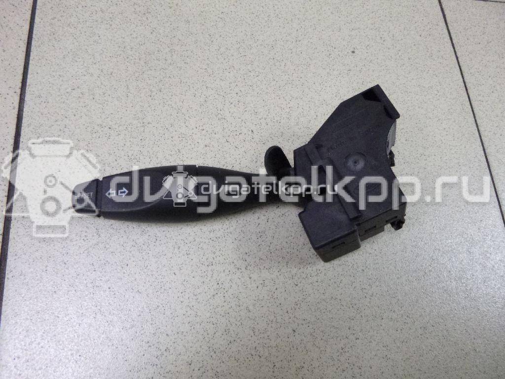 Фото Переключатель поворотов подрулевой  1379849 для Ford Fiesta {forloop.counter}}