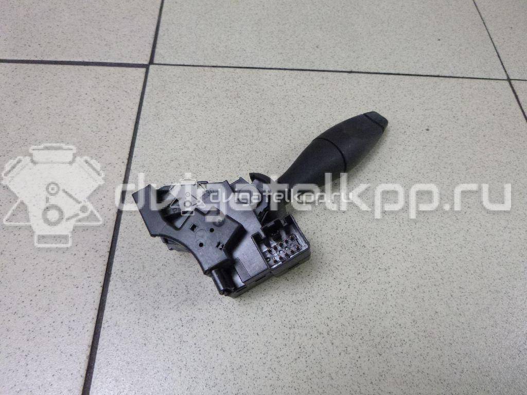 Фото Переключатель поворотов подрулевой  1379849 для Ford Fiesta {forloop.counter}}