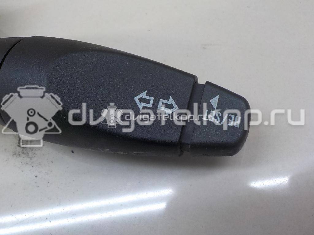Фото Переключатель поворотов подрулевой  1379849 для Ford Fiesta {forloop.counter}}