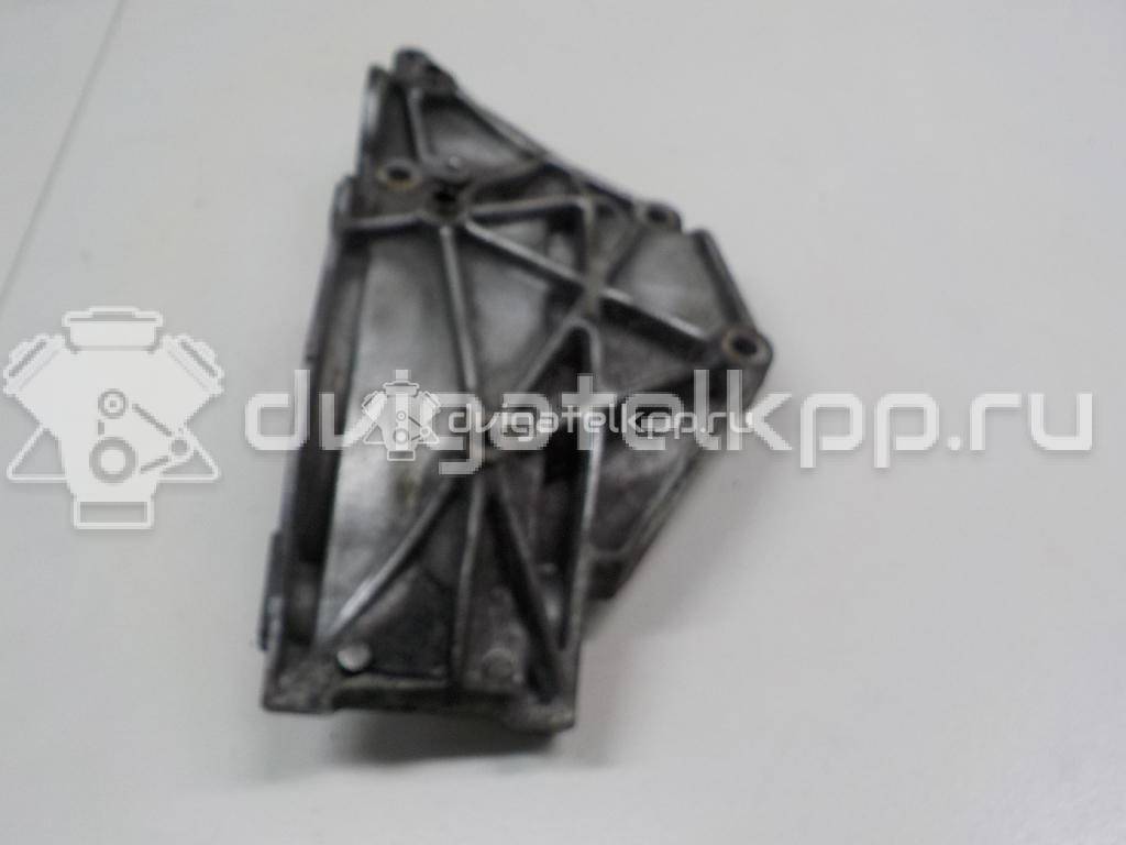 Фото Кронштейн генератора для двигателя RHF (DW10BTED4) для Citroen C4 / C5 136-140 л.с 16V 2.0 л Дизельное топливо 5706J5 {forloop.counter}}