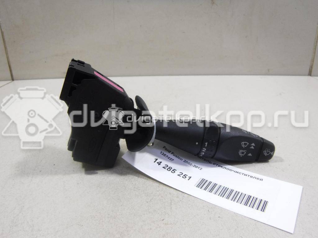Фото Переключатель стеклоочистителей  1357437 для Ford Fiesta / Mondeo / Fusion Ju {forloop.counter}}