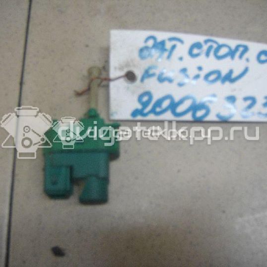 Фото Датчик включения стопсигнала  94BB9C872AC для Ford Fiesta / Focus / Scorpio / Cougar Ec / Fusion Ju