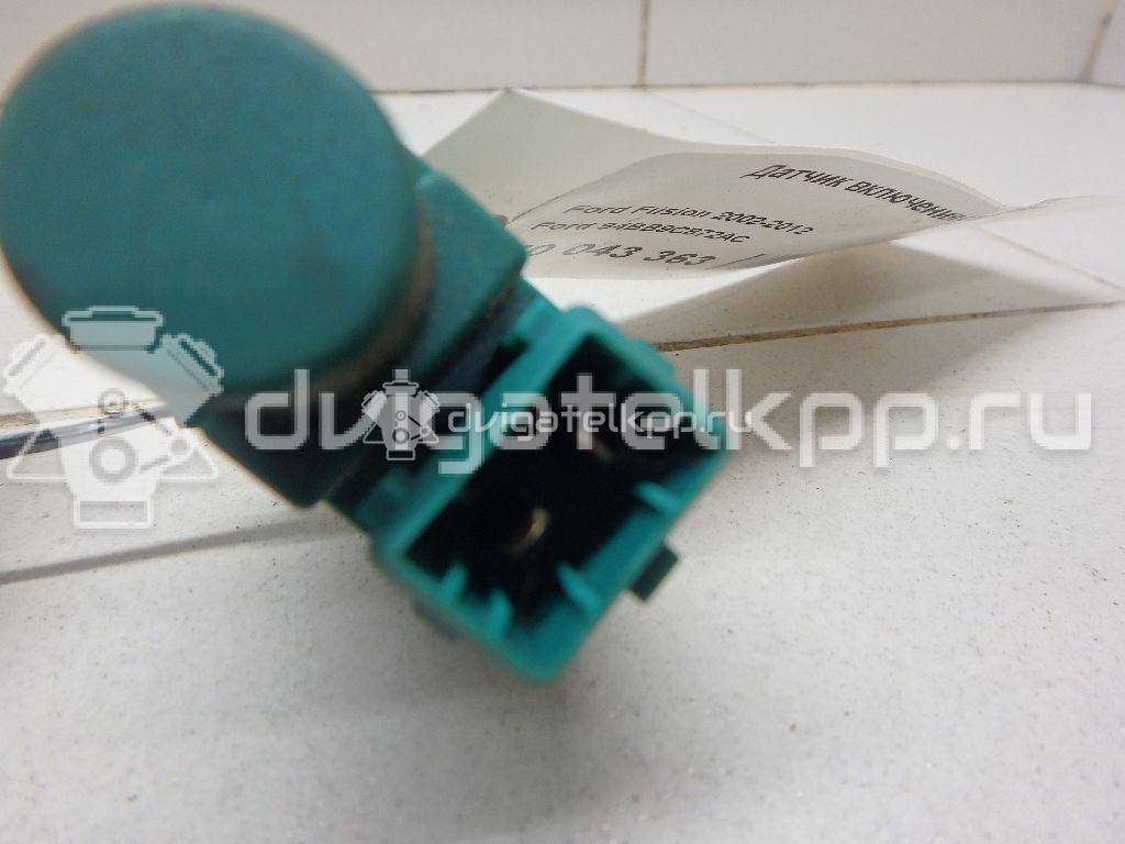 Фото Датчик включения стопсигнала  94BB9C872AC для Ford Fiesta / Focus / Scorpio / Cougar Ec / Fusion Ju {forloop.counter}}