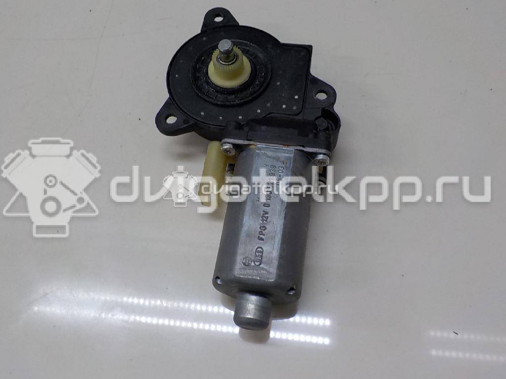Фото Моторчик стеклоподъемника  1205750 для Ford Fiesta / Fusion Ju {forloop.counter}}