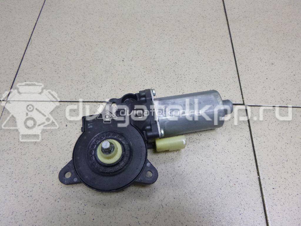 Фото Моторчик стеклоподъемника  1205750 для Ford Fiesta / Fusion Ju {forloop.counter}}