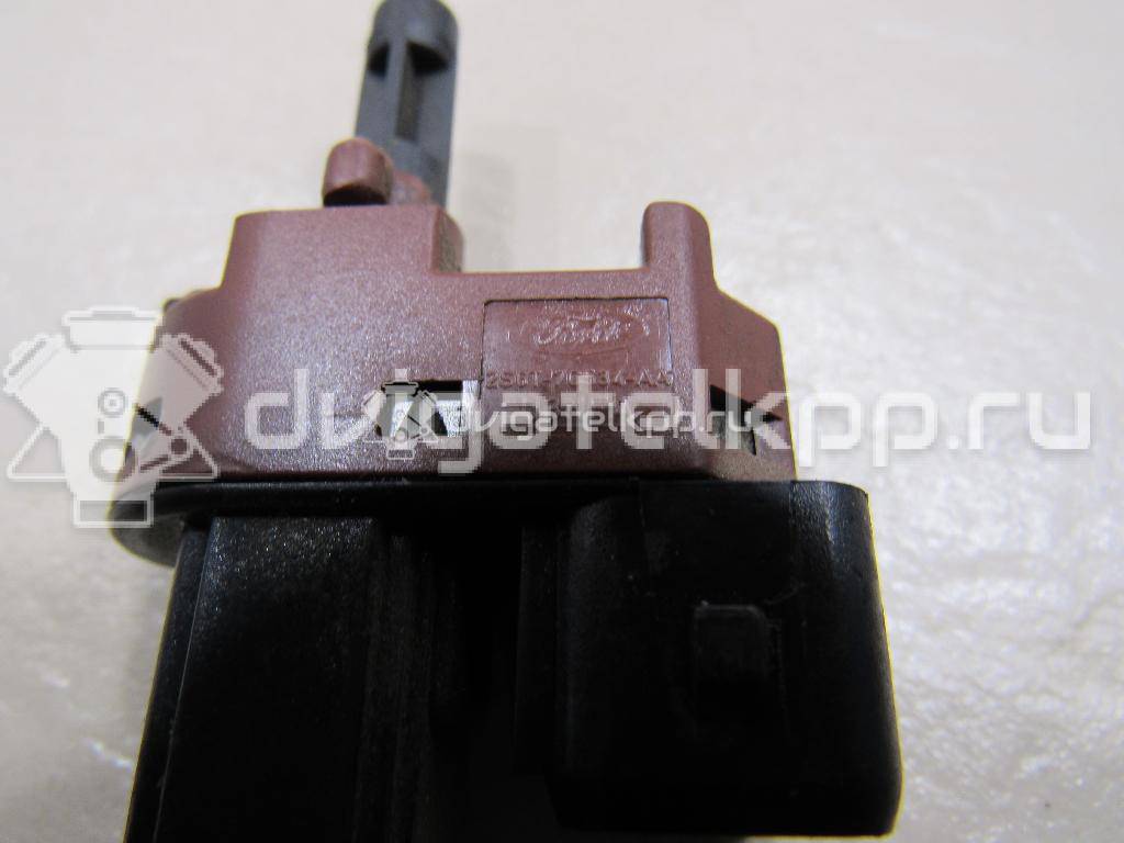 Фото Датчик педали сцепления  1143409 для Ford Fiesta / Focus / Tourneo / Galaxy / Cougar Ec {forloop.counter}}