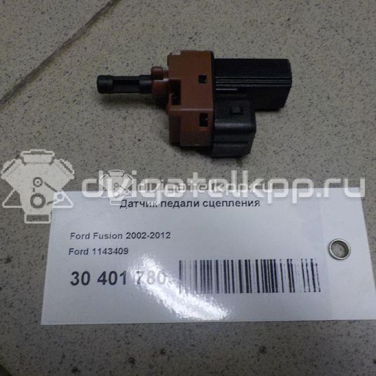 Фото Датчик педали сцепления  1143409 для Ford Fiesta / Focus / Tourneo / Galaxy / Cougar Ec