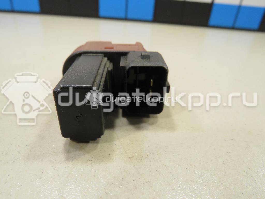 Фото Датчик педали сцепления  2S6T7C534AA для Ford Fiesta / Focus / Galaxy / Cougar Ec / Fusion Ju {forloop.counter}}