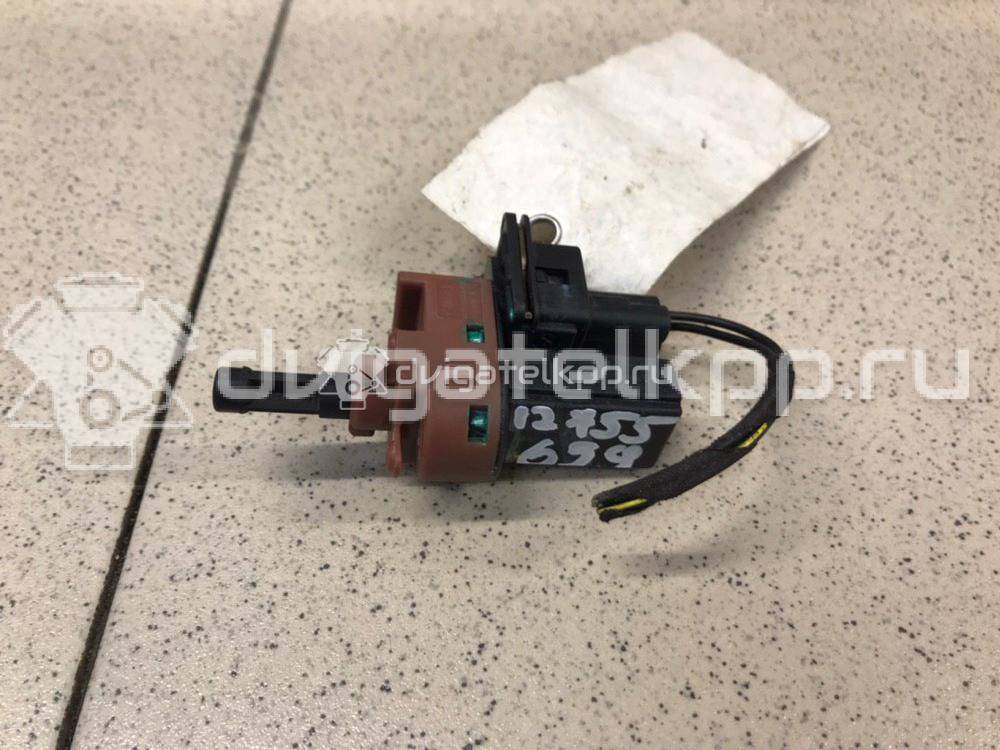 Фото Датчик педали сцепления  2S6T7C534AA для Ford Fiesta / Focus / Galaxy / Cougar Ec / Fusion Ju {forloop.counter}}