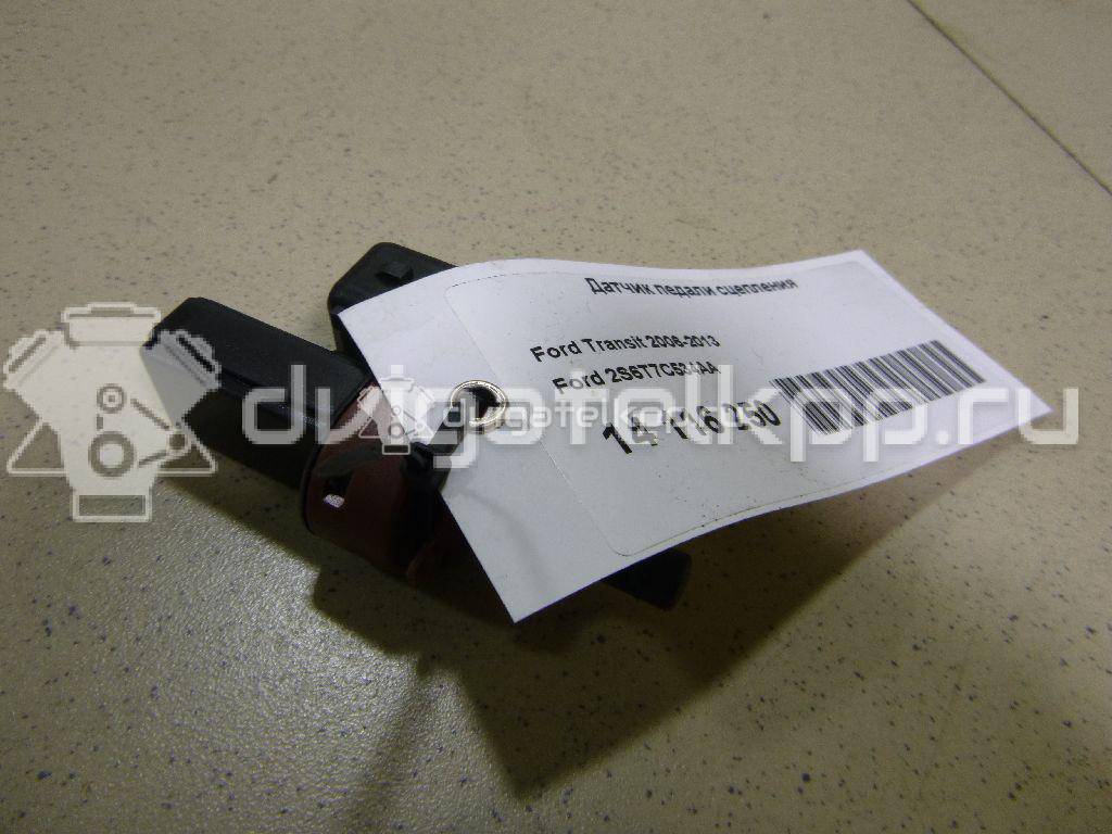 Фото Датчик педали сцепления  2S6T7C534AA для Ford Fiesta / Focus / Galaxy / Cougar Ec / Fusion Ju {forloop.counter}}