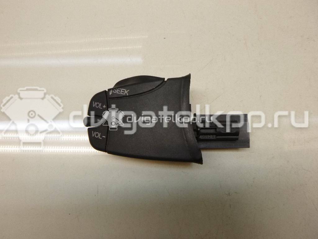 Фото Переключатель подрулевой управления магнитолой  98AB14K147AC для Ford Fiesta / Focus / Fusion Ju / Transit / Mondeo {forloop.counter}}