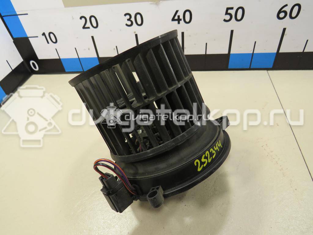 Фото Моторчик отопителя  1252926 для Ford Fiesta / Fusion Ju {forloop.counter}}