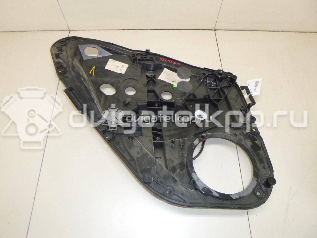 Фото Стеклоподъемник электр. задний левый  1579866 для Ford Fiesta {forloop.counter}}