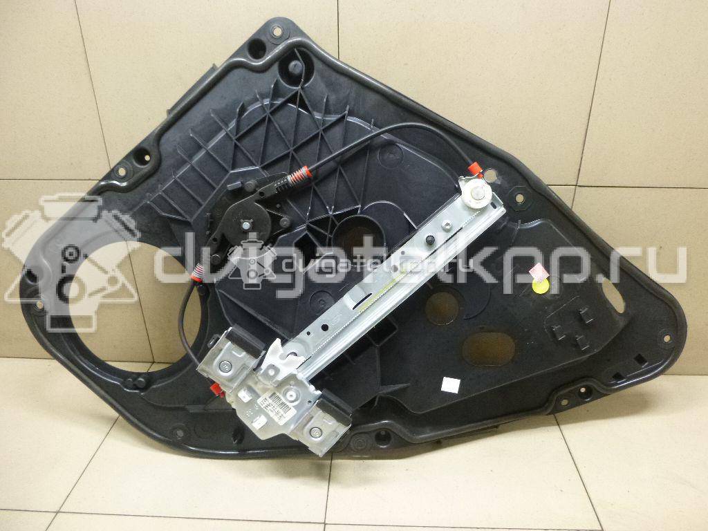 Фото Стеклоподъемник электр. задний левый  1579866 для Ford Fiesta {forloop.counter}}