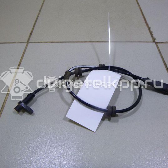 Фото Датчик ABS задний  8V512C190AA для Ford Fiesta / Ecosport / Ka