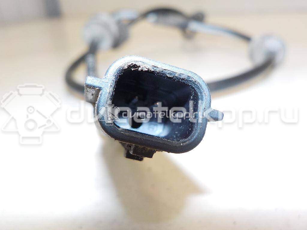 Фото Датчик ABS задний  1525681 для Ford Fiesta / Ecosport / Ka {forloop.counter}}