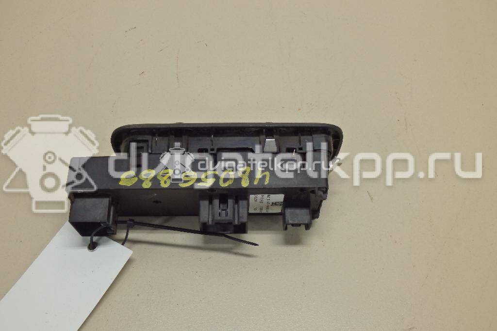 Фото Блок управления стеклоподъемниками  1547738 для Ford Fiesta {forloop.counter}}