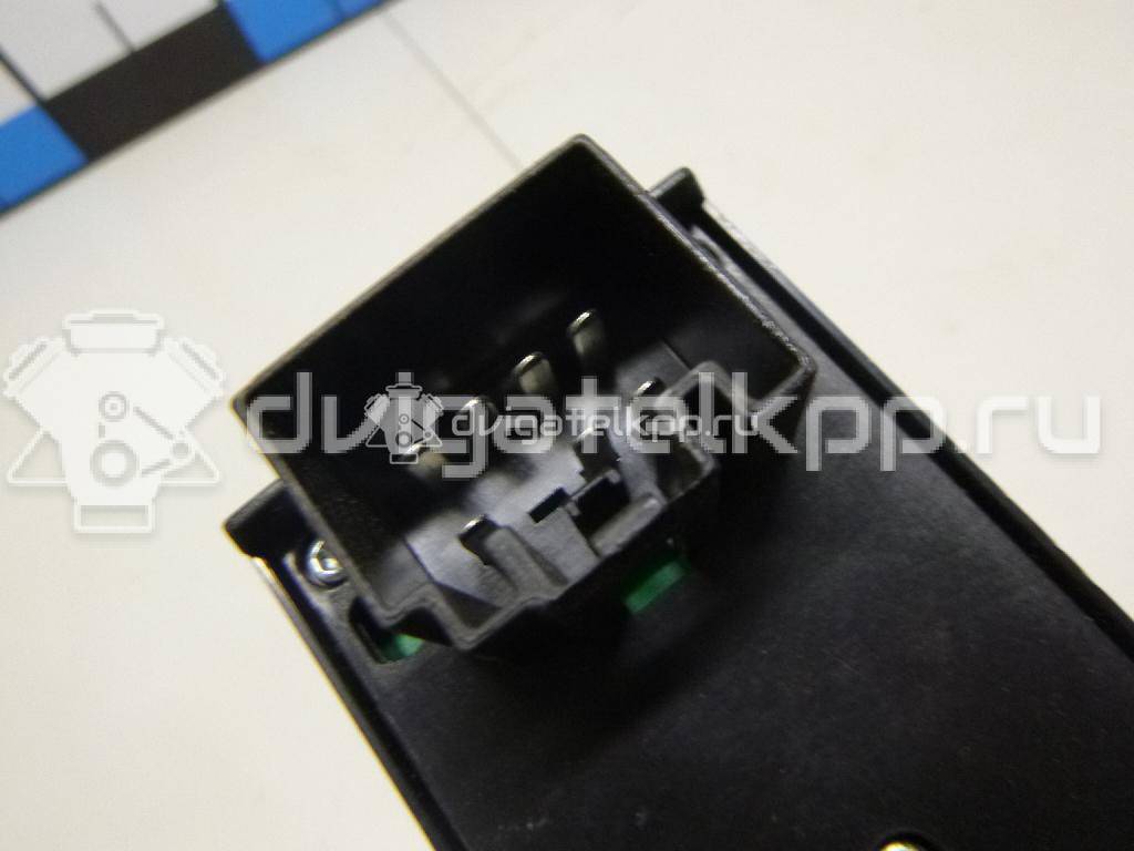 Фото Блок управления стеклоподъемниками  1547738 для Ford Fiesta {forloop.counter}}