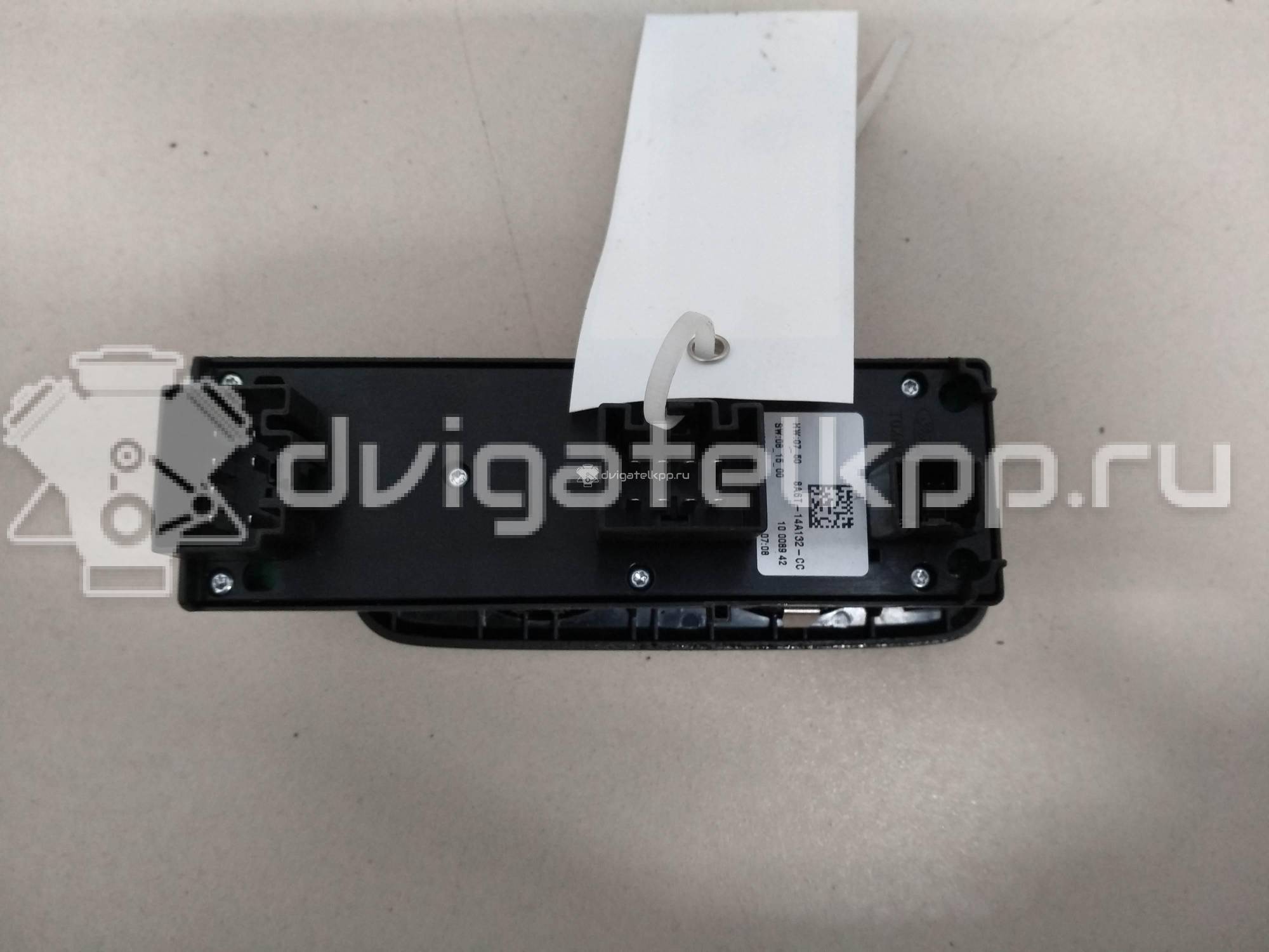 Фото Блок управления стеклоподъемниками  1547738 для Ford Fiesta {forloop.counter}}
