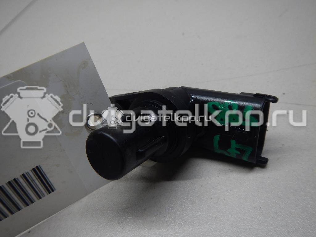 Фото Датчик положения распредвала  1905522 для Ford Fiesta / Focus / C-Max / Ka / Grand {forloop.counter}}