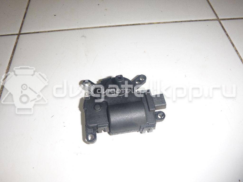 Фото Моторчик заслонки отопителя  1778980 для Ford Fiesta {forloop.counter}}