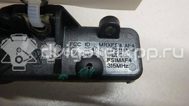 Фото Датчик давления в шине  9L3Z1A189A для Ford Fiesta / Focus / Tourneo / C-Max / Ka {forloop.counter}}