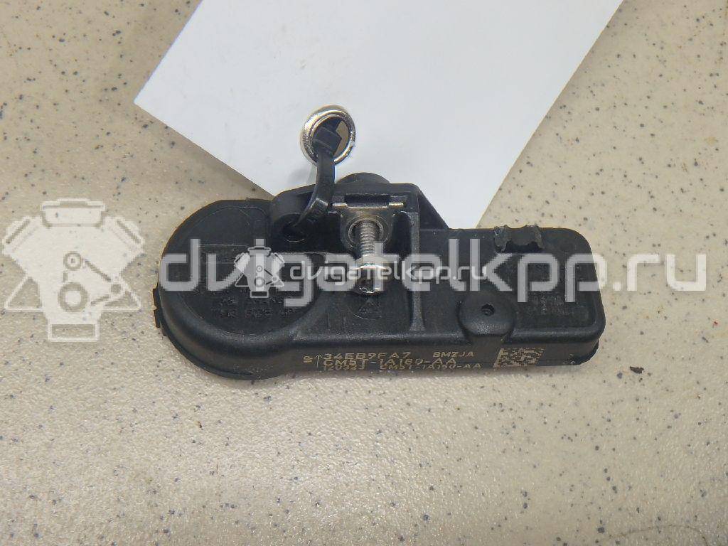 Фото Датчик давления в шине  9L3Z1A189A для Ford Fiesta / Focus / Tourneo / C-Max / Ka {forloop.counter}}