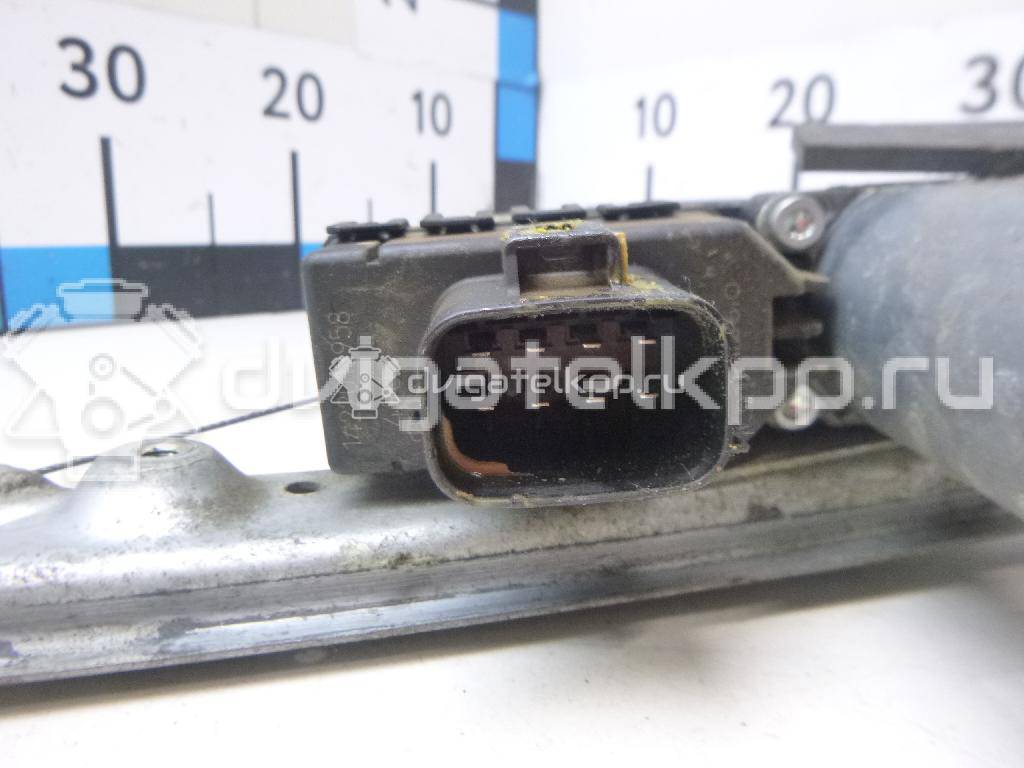 Фото Стеклоподъемник электр. задний правый  1331605 для Ford Focus {forloop.counter}}