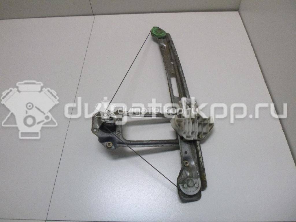 Фото Стеклоподъемник механ. задний правый  1331607 для Ford Focus {forloop.counter}}