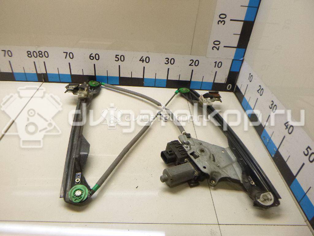 Фото Стеклоподъемник электр. передний правый  1331616 для Ford Focus {forloop.counter}}