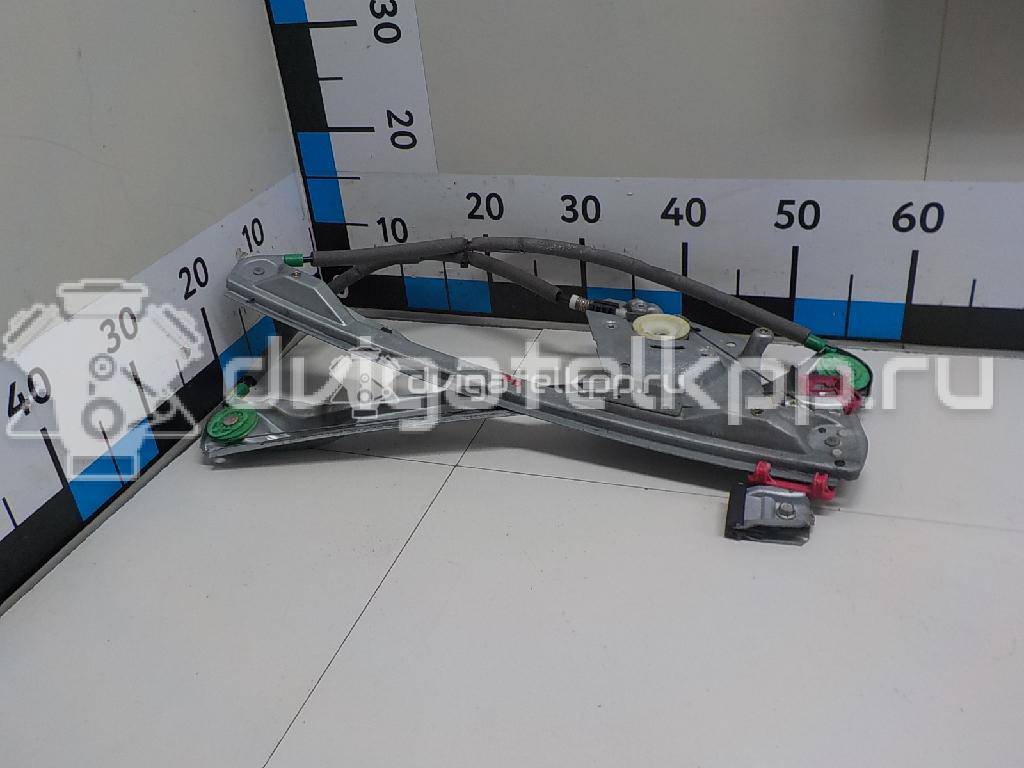 Фото Стеклоподъемник электр. передний правый  1331616 для Ford Focus {forloop.counter}}
