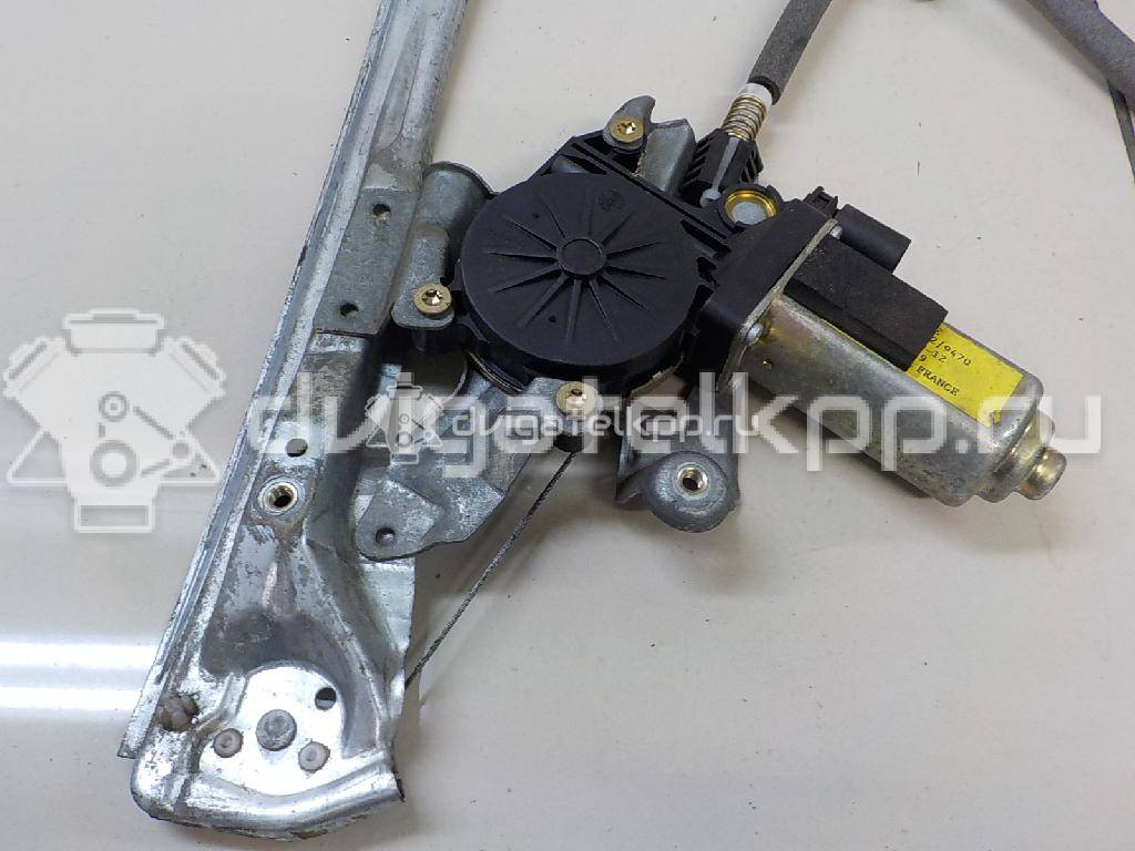 Фото Стеклоподъемник электр. передний правый  1331618 для Ford Focus / Galaxy {forloop.counter}}