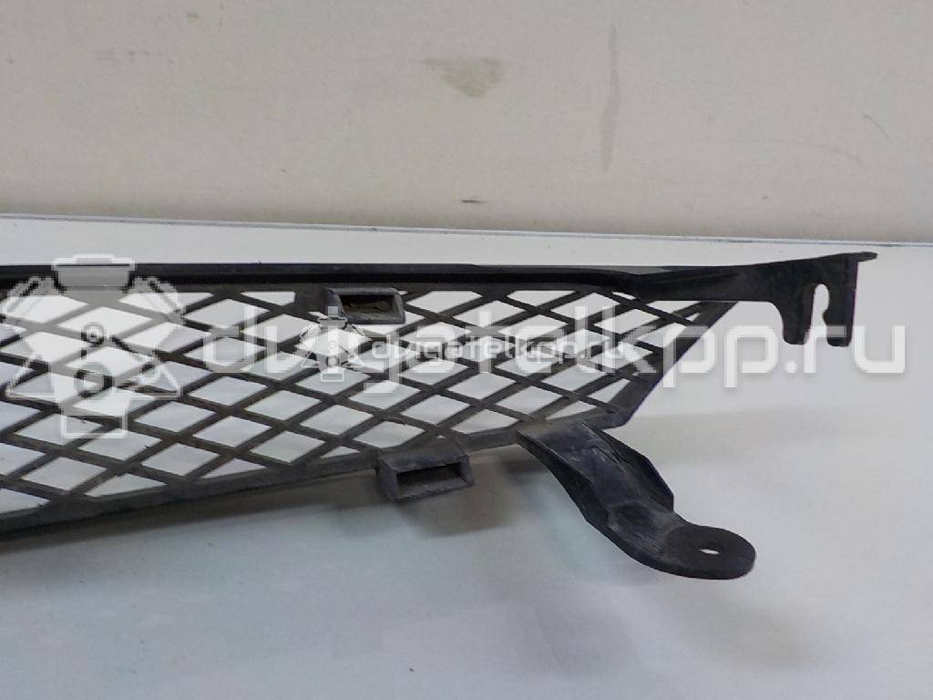 Фото Решетка радиатора  1132681 для Ford Focus {forloop.counter}}