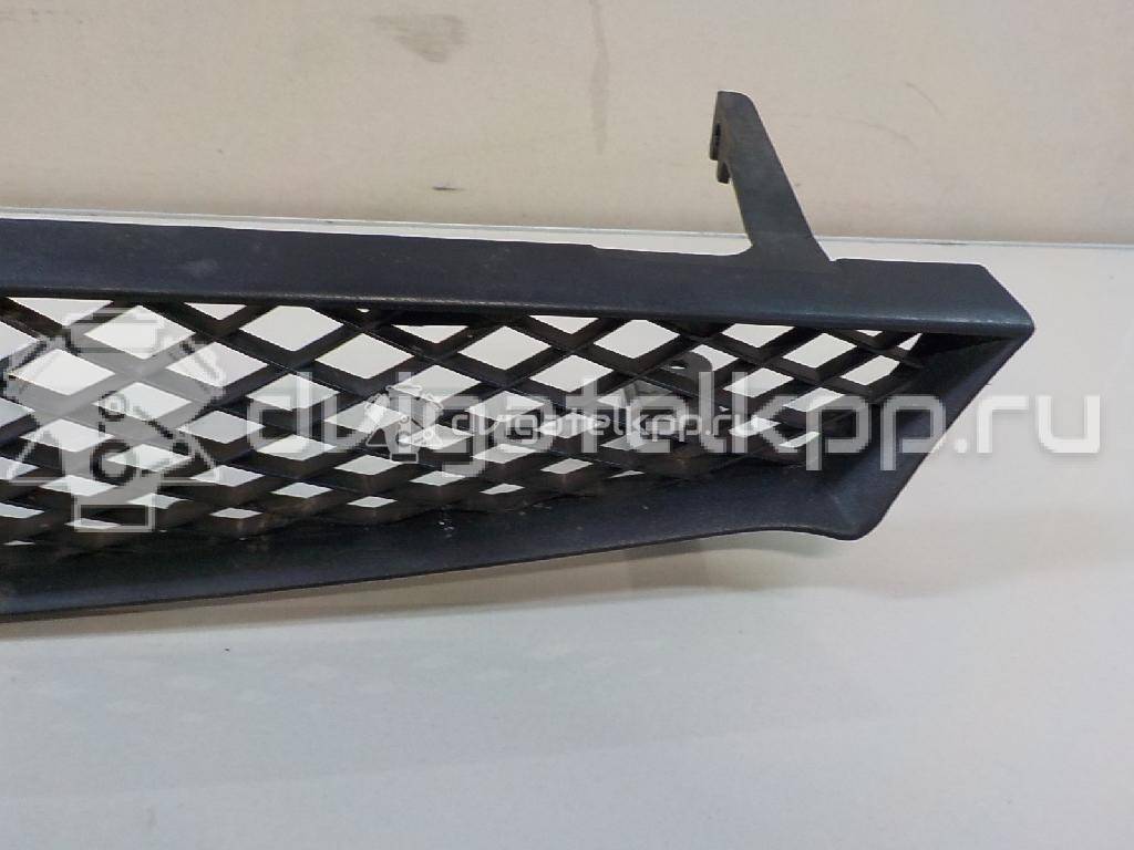 Фото Решетка радиатора  1132681 для Ford Focus {forloop.counter}}