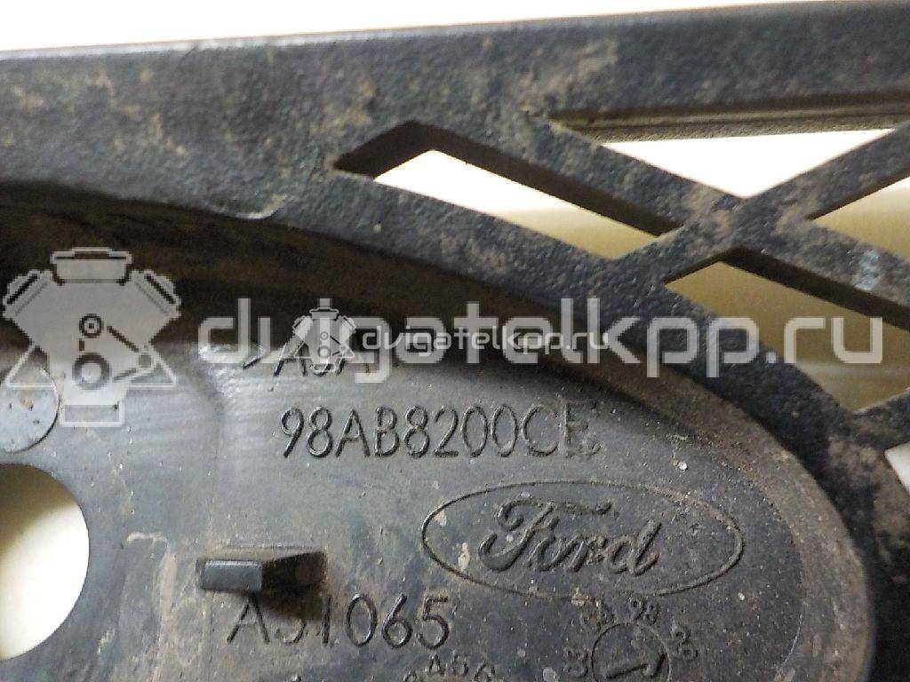 Фото Решетка радиатора  1132681 для Ford Focus {forloop.counter}}