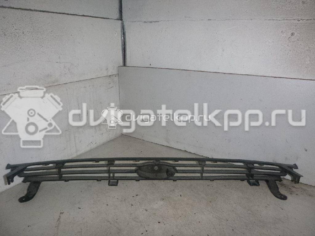 Фото Решетка радиатора  1132680 для Ford Focus {forloop.counter}}