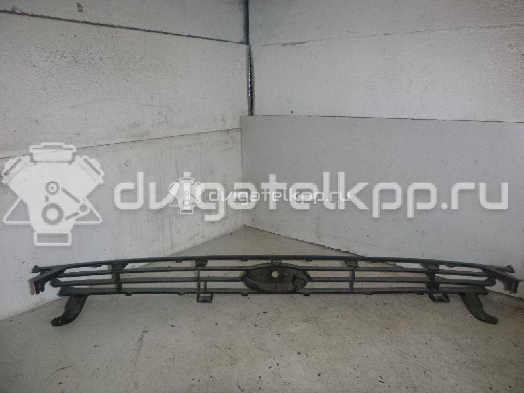 Фото Решетка радиатора  1132680 для Ford Focus {forloop.counter}}