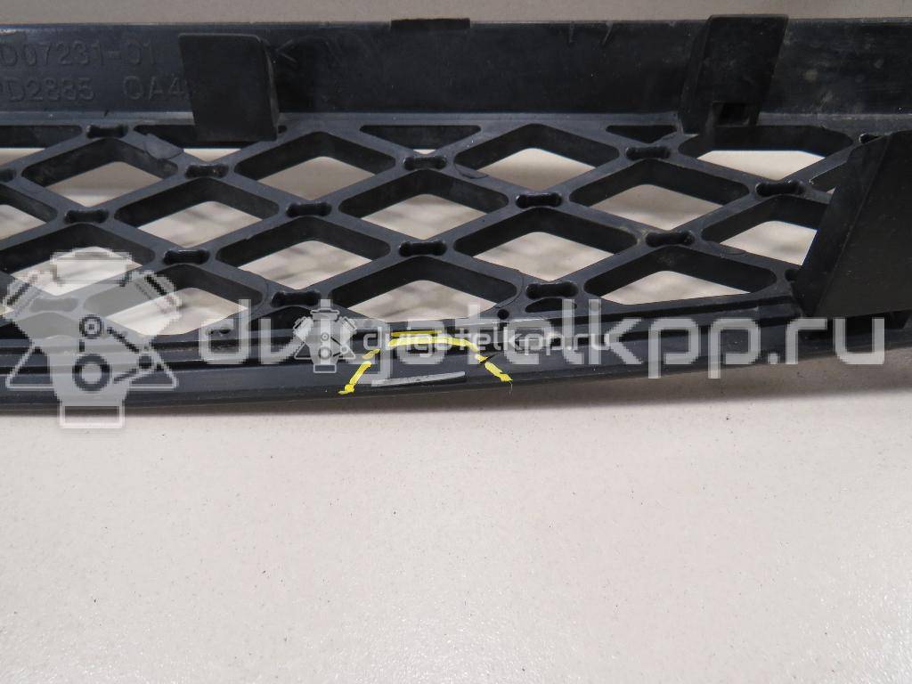 Фото Решетка радиатора  1744364 для Ford Focus {forloop.counter}}