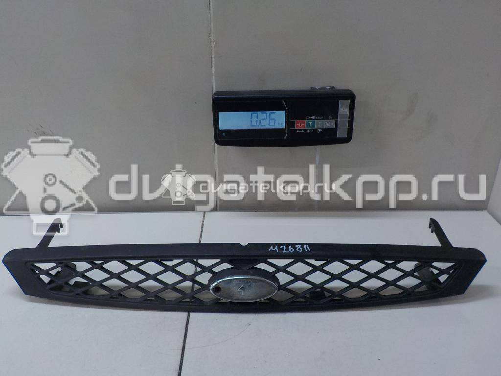 Фото Решетка радиатора  1744364 для Ford Focus {forloop.counter}}