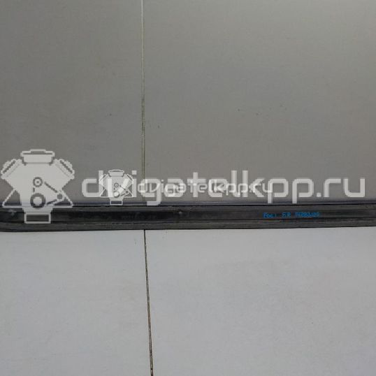 Фото Молдинг передней правой двери  1090842 для Ford Focus