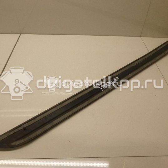 Фото Молдинг передней правой двери  1090842 для Ford Focus