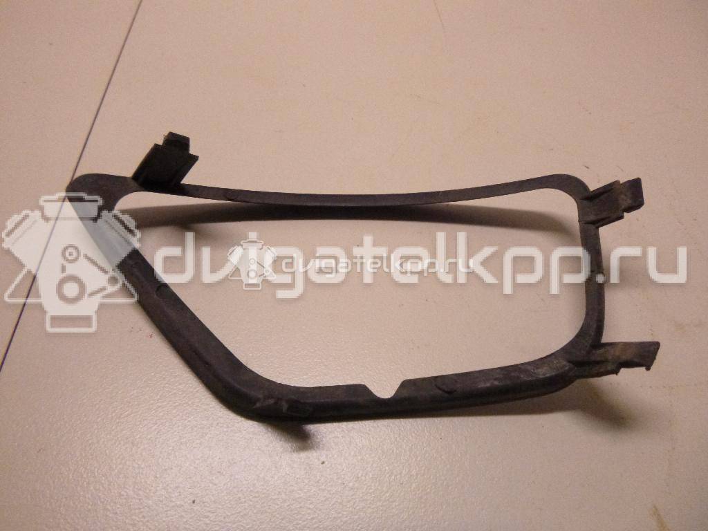 Фото Рамка противотуманной фары правой  1208010 для Ford Focus {forloop.counter}}