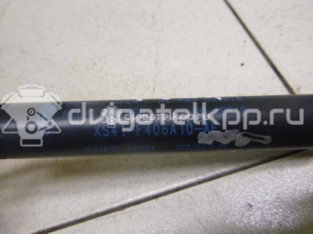 Фото Амортизатор крышки багажника  XS41F406A10AF для Ford Focus {forloop.counter}}