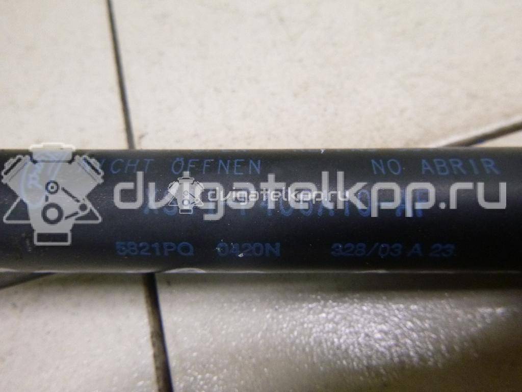 Фото Амортизатор крышки багажника  xs41f406a10af для Ford Focus {forloop.counter}}