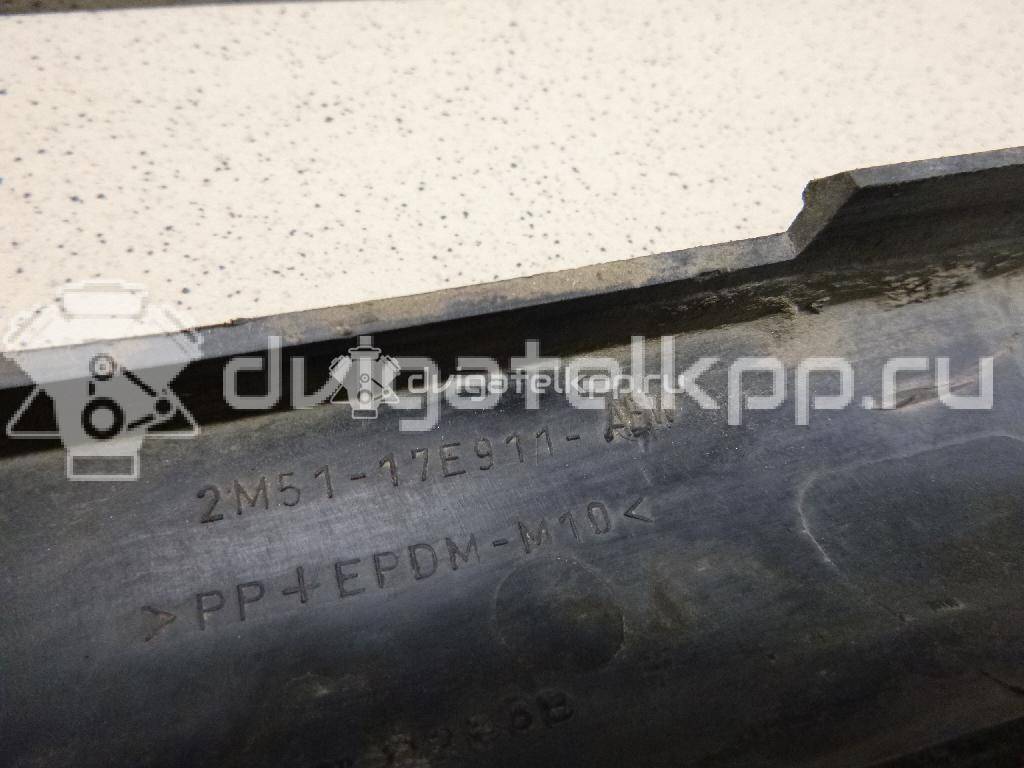 Фото Молдинг заднего бампера центральный  1211471 для Ford Focus {forloop.counter}}