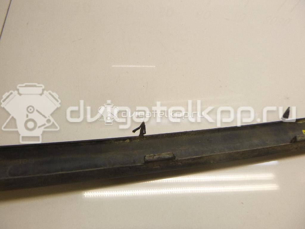 Фото Молдинг заднего бампера центральный  1211471 для Ford Focus {forloop.counter}}